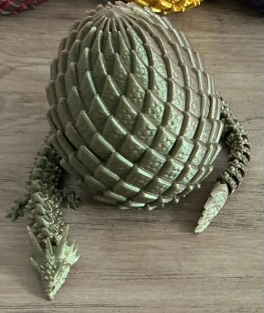 Dragon with Egg (Large)